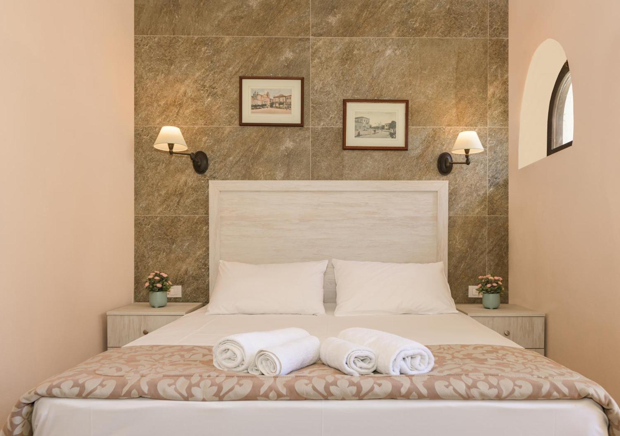 Harmony Hotel Keri Extérieur photo