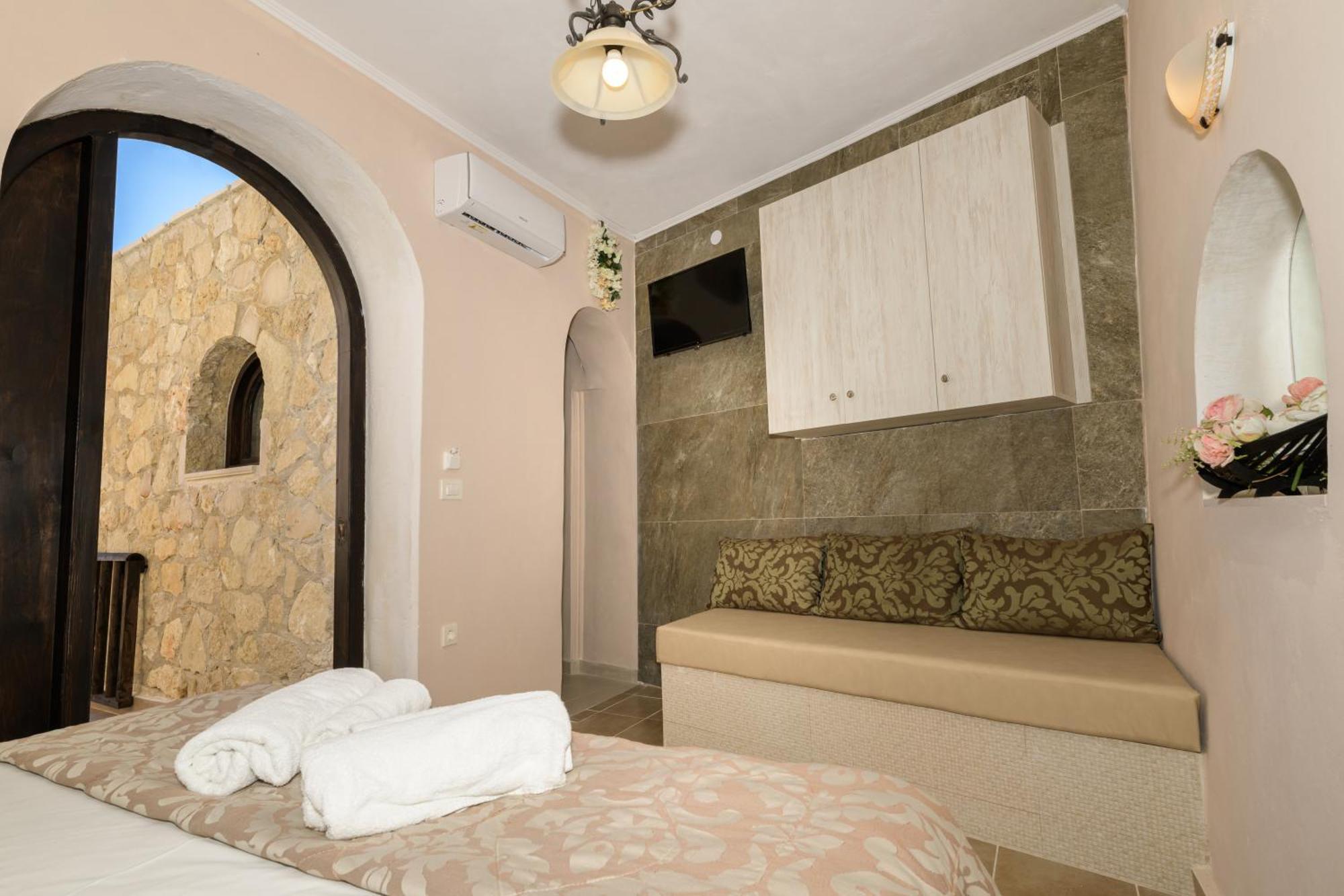 Harmony Hotel Keri Extérieur photo