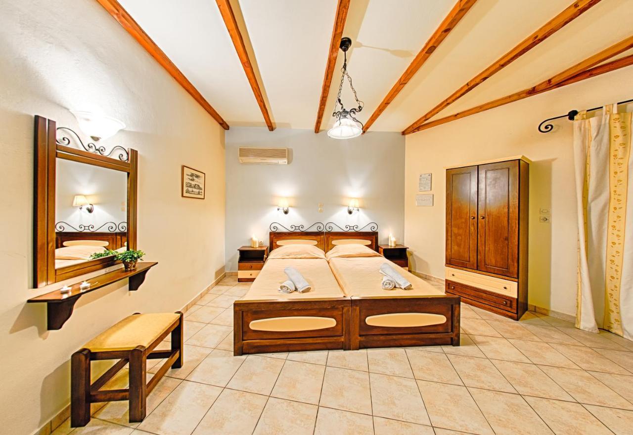 Harmony Hotel Keri Extérieur photo